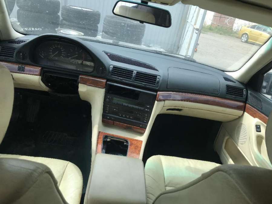 Bmw e38 салон